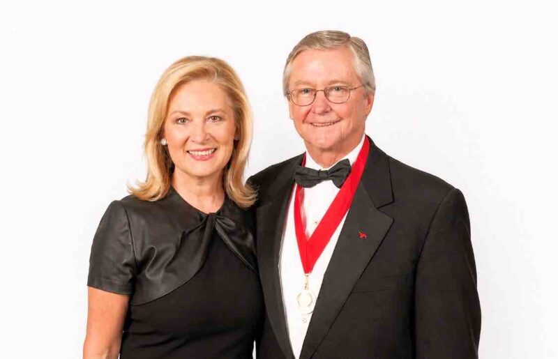 $10 million to decode Cancer’s “language”: Peggy and Carl Sewell’s gift
